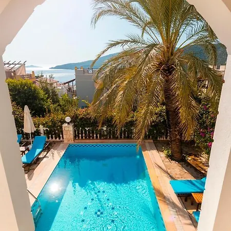Esinti Vilă Kalkan