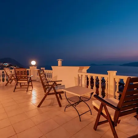 Esinti Vilă Kalkan